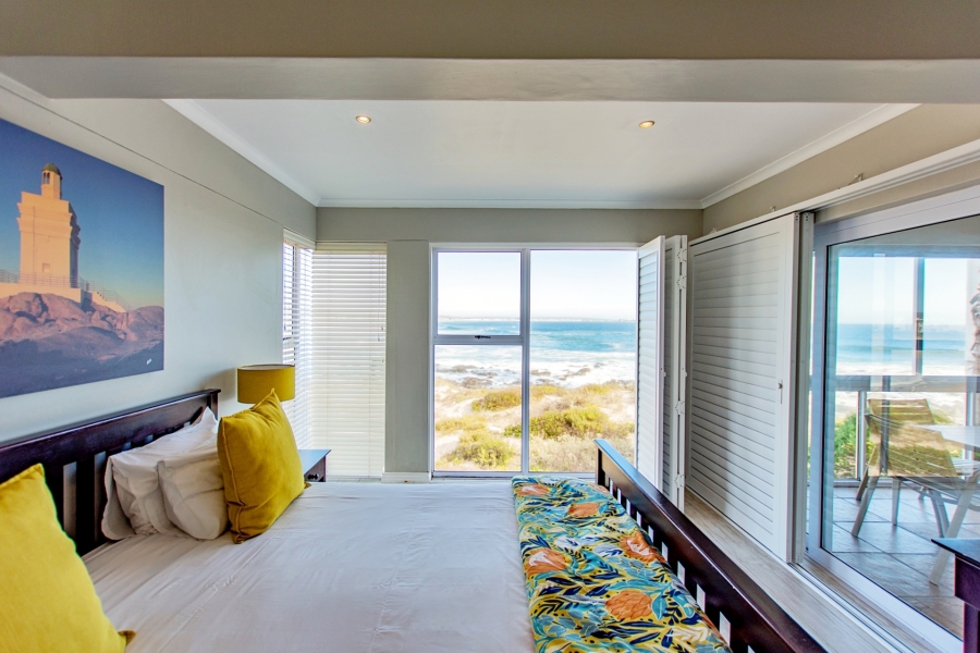 9 Bedroom Property for Sale in Shelley Point Western Cape